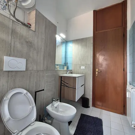 Spinaceto Modern Home, Eur Apartment